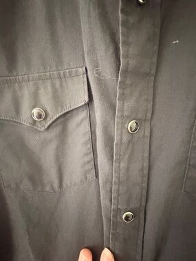 Boys size 14 White Horse Black with Black pearl buttons western wear style